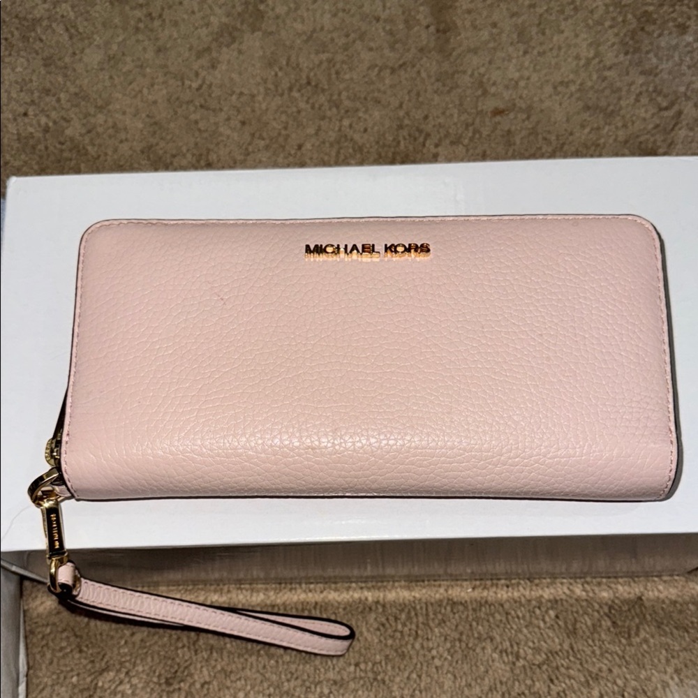 Michael Kors Pink Women's Wallet